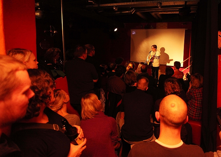 20101104 - Gymmicks Keller Buntes mit Matthias Egersdoerfer